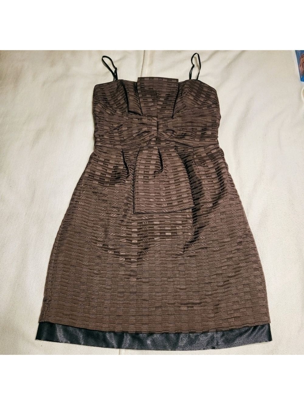 Max and Cleo Brown Pleated Shirred Bodycon Dress Size 4 - Picture 9 of 12